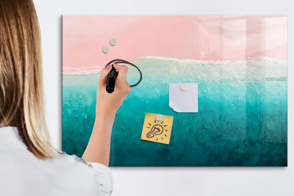 Tableau blanc magnétique effaçable à sec avec cadre doré
