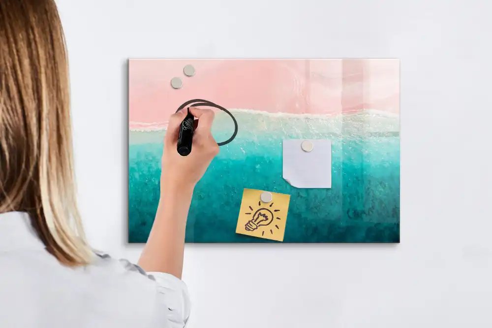 Tableau blanc magnétique effaçable à sec avec cadre doré