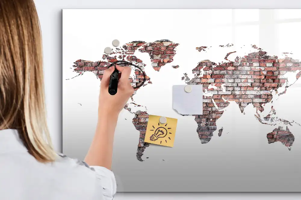 Tableau magnétique mural en forme de continents pour dessin