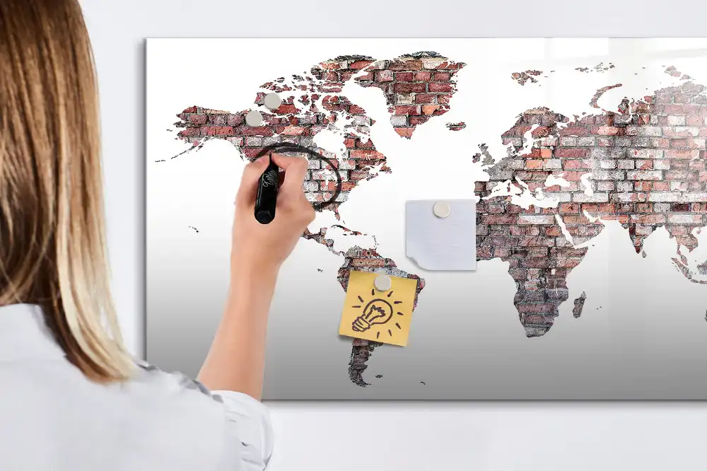Tableau magnétique mural en forme de continents pour dessin