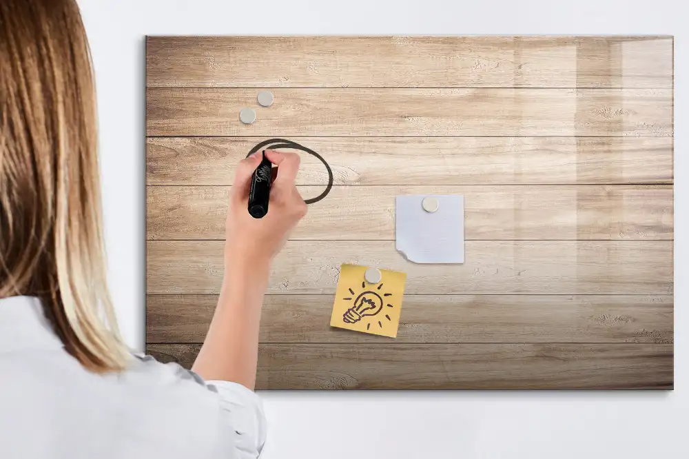 Tableau magnétique avec cadre en bois naturel