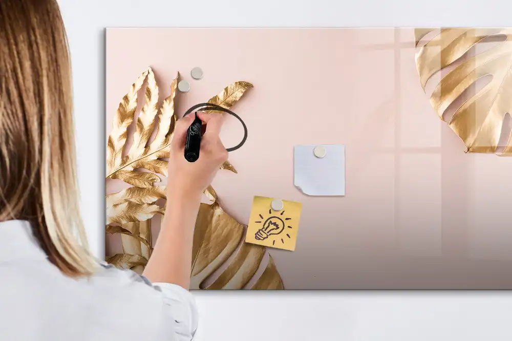 Tableau blanc magnétique effaçable à sec à motif de feuilles tropicales dorées