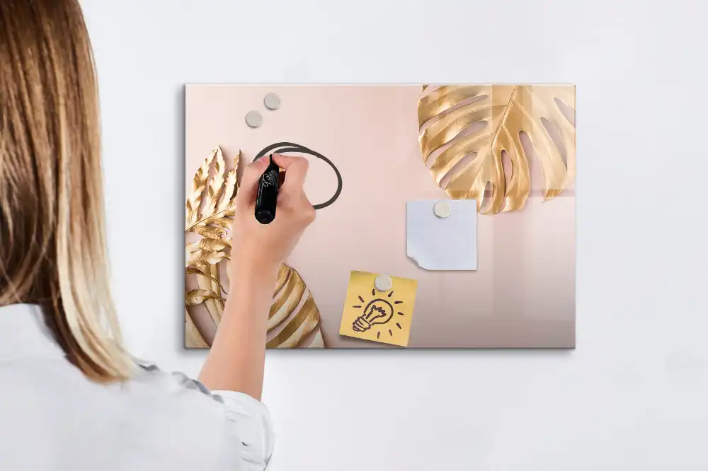 Tableau blanc magnétique effaçable à sec à motif de feuilles tropicales dorées