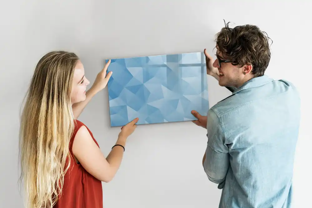 Tableau blanc magnétique effaçable à sec avec motif de pyramides abstraites