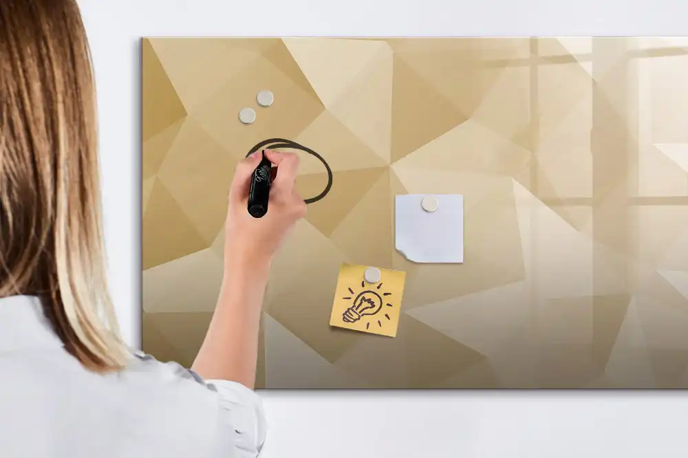 Tableau magnétique mural à dessiner avec mosaïque triangulaire