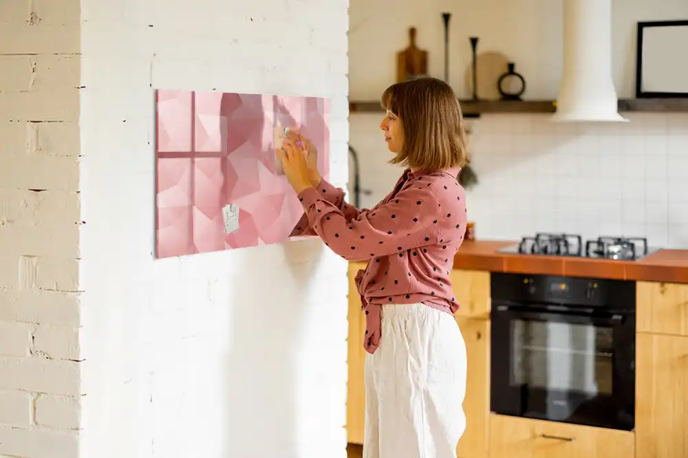 Tableau blanc magnétique effaçable à sec avec motifs géométriques triangulaires