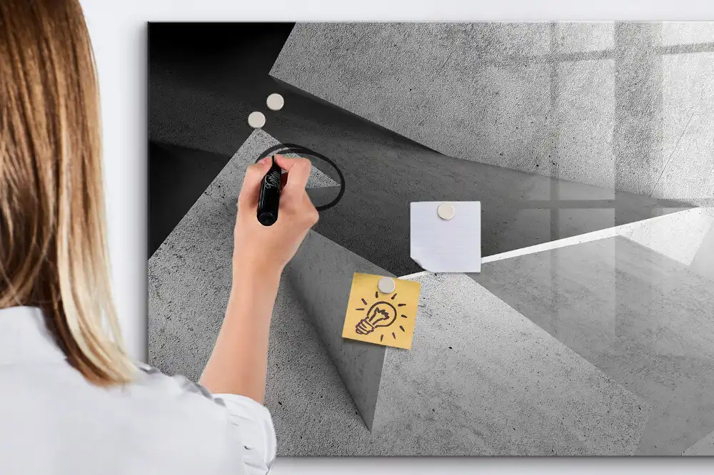 Tableau magnétique pour écriture motif triangles géométriques abstraits