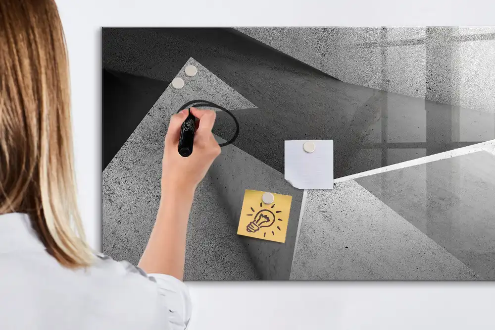 Tableau magnétique pour écriture motif triangles géométriques abstraits