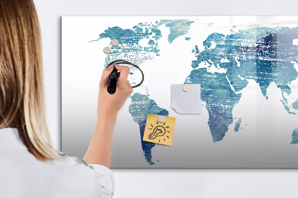 Tableau magnétique à dessiner avec grille géographique du globe