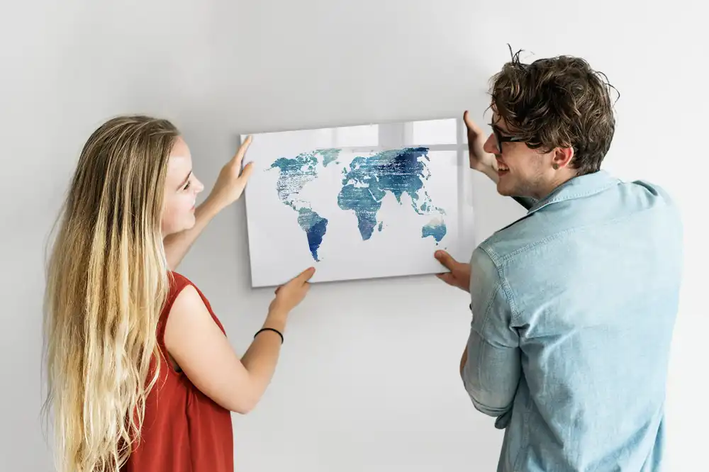 Tableau magnétique à dessiner avec grille géographique du globe