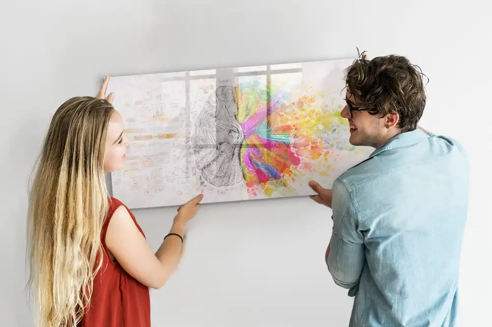 Tableau magnétique éducatif illustrant le cerveau en termes abstraits