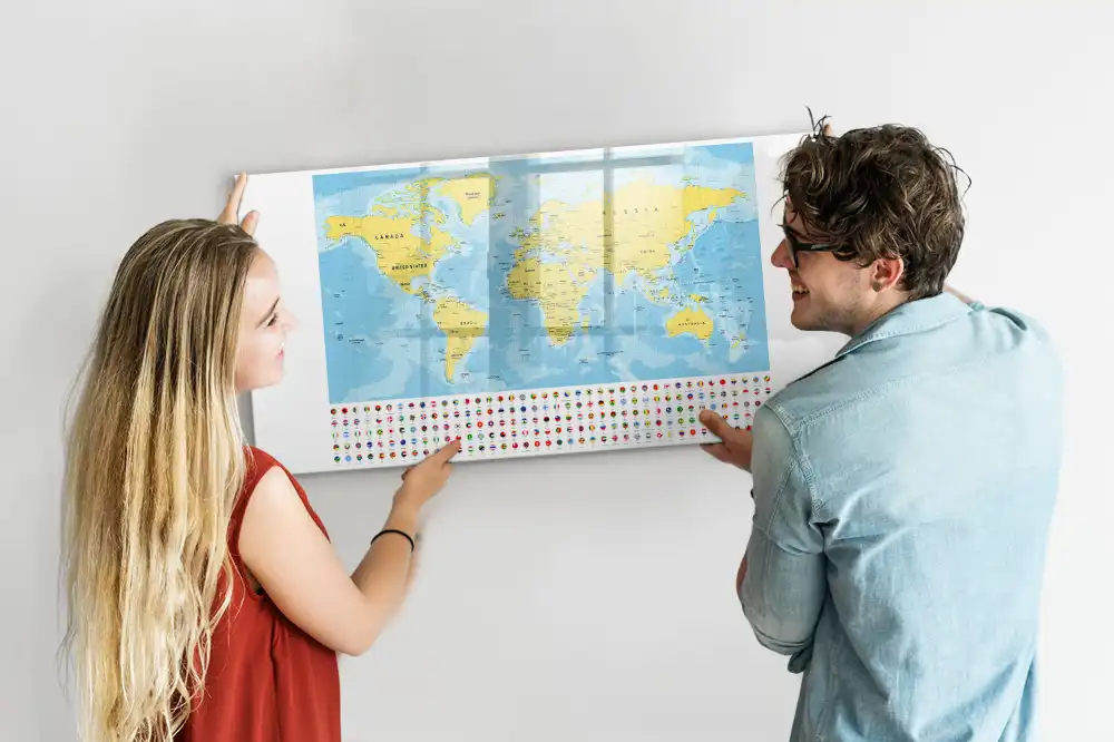 Tableau magnétique globe terrestre avec drapeaux des nations