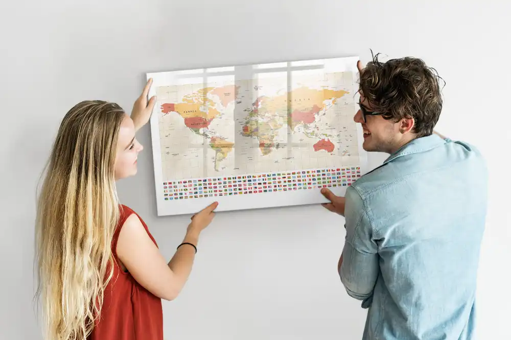 Tableau magnétique pour écriture avec design de carte du monde