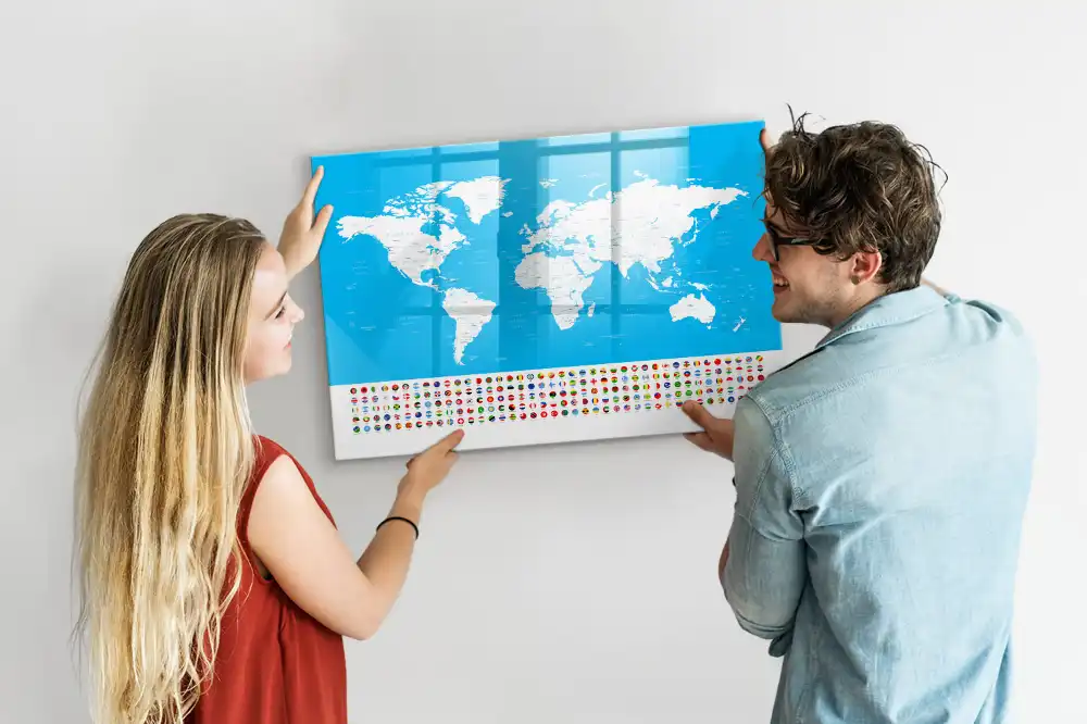 Tableau magnétique éducatif avec carte géographique des frontières