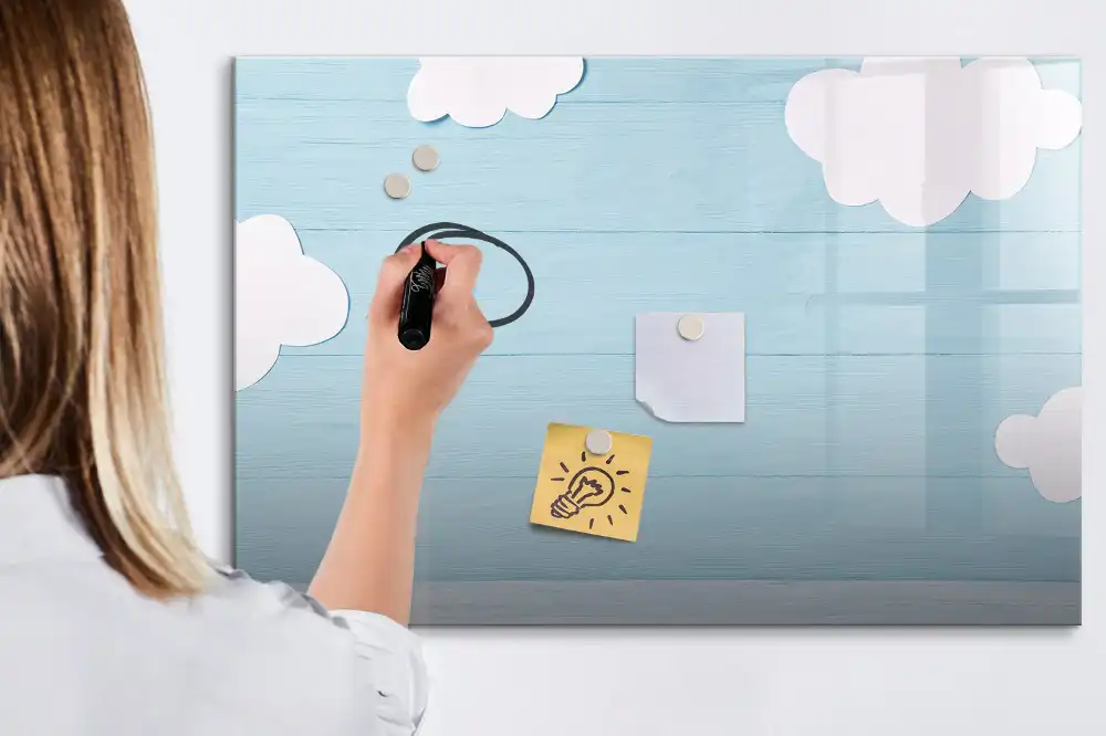 Tableau magnétique deux en un pour enfants avec surface noire