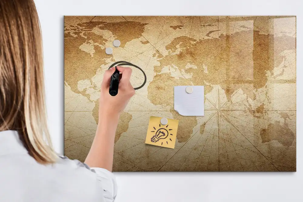 Tableau blanc magnétique effaçable à sec avec carte du monde vintage