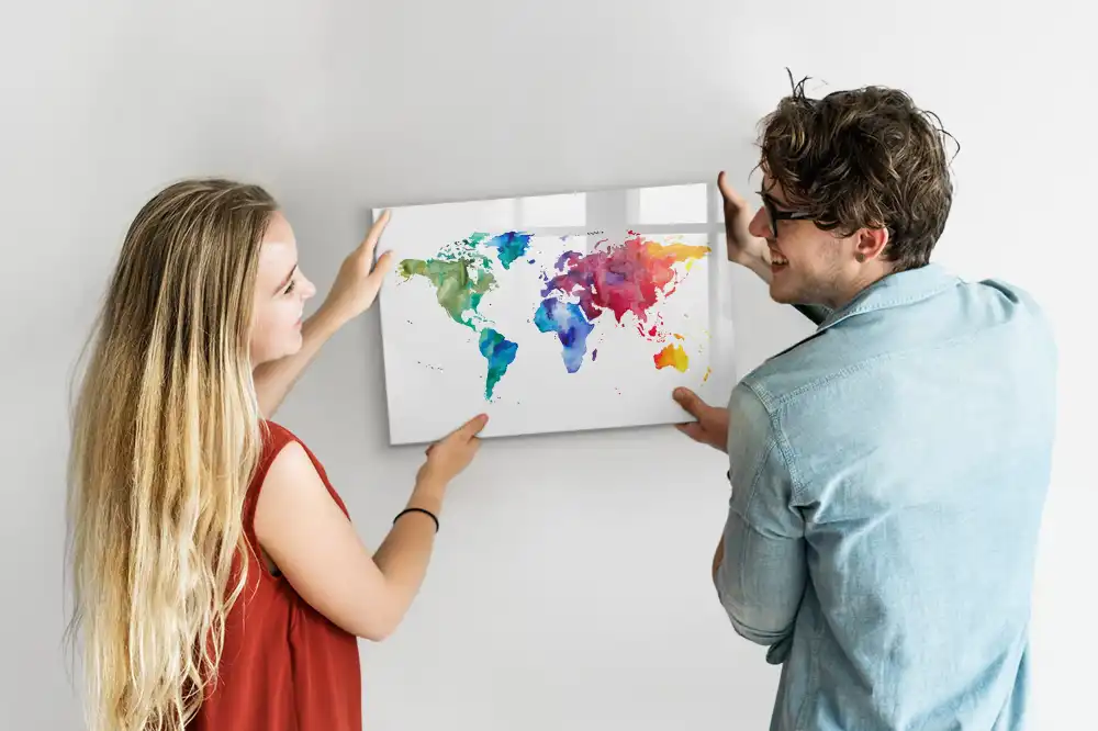 Tableau magnétique avec motif de globe peint à l'aquarelle