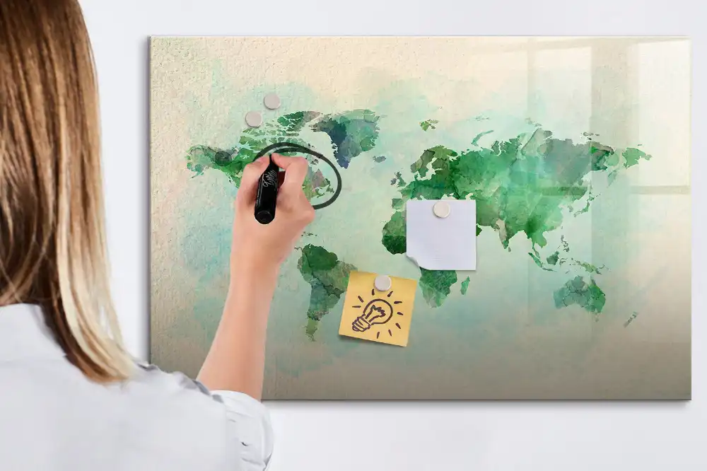 Tableau magnétique à dessiner motif globe terrestre à l'aquarelle