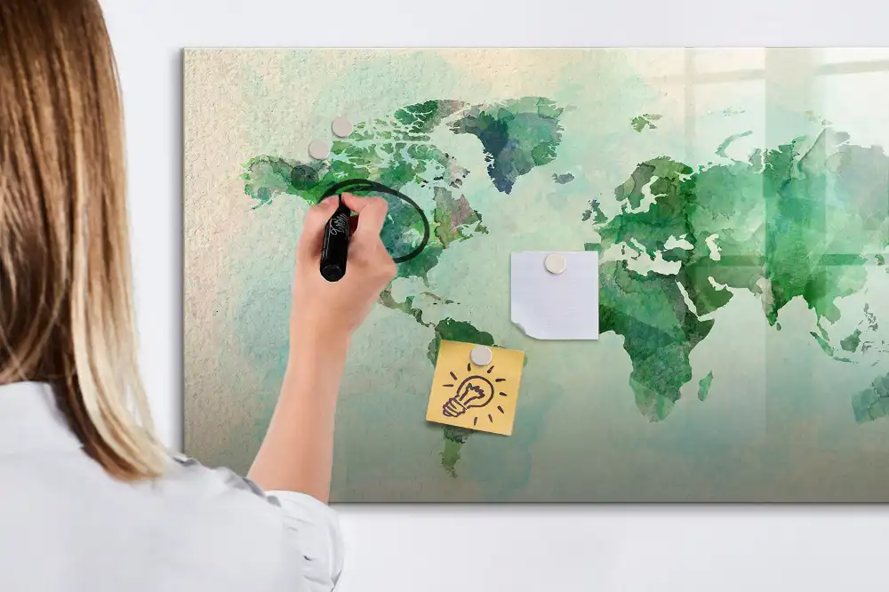 Tableau magnétique à dessiner motif globe terrestre à l'aquarelle