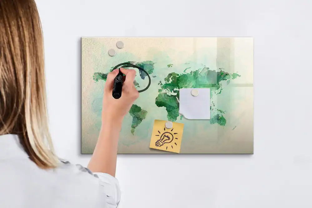 Tableau magnétique à dessiner motif globe terrestre à l'aquarelle
