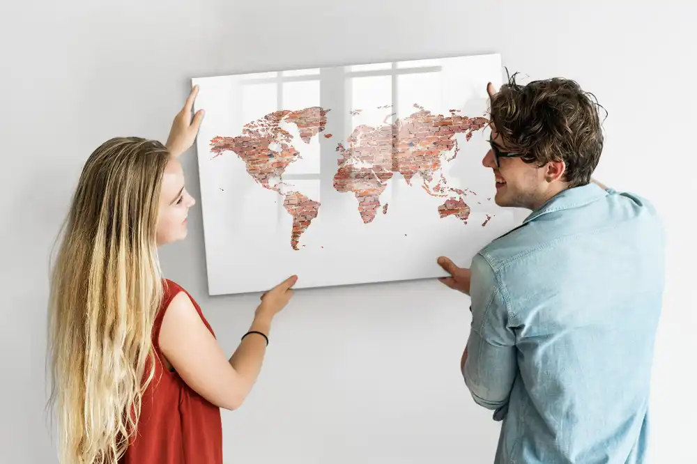 Tableau magnétique pour écriture avec fond motif briques et carte
