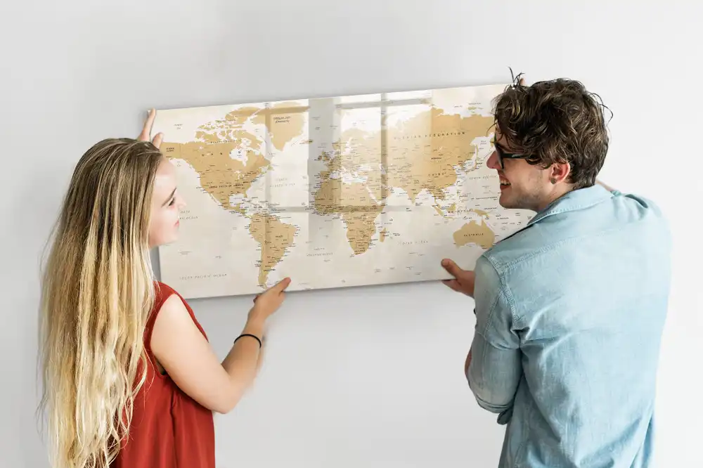 Tableau blanc magnétique effaçable à sec avec carte du monde politique