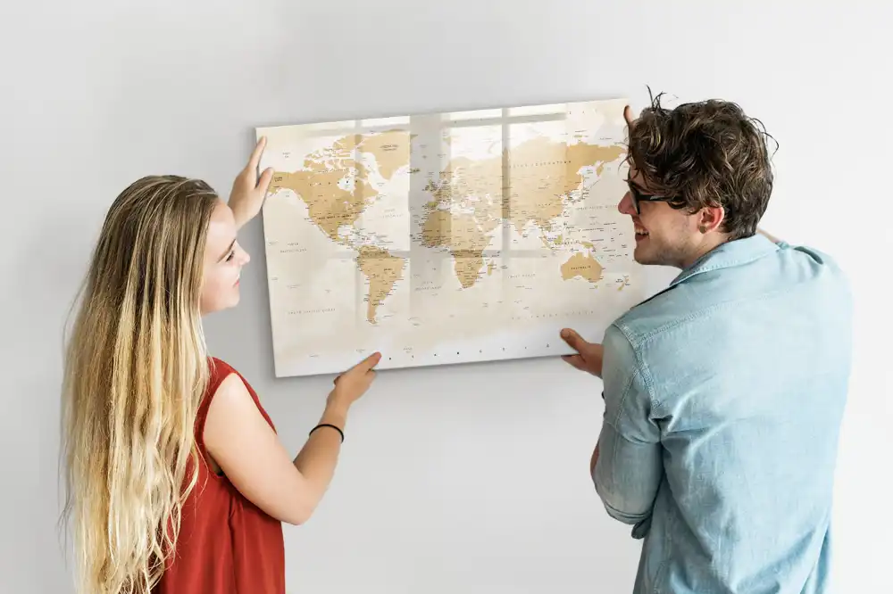 Tableau blanc magnétique effaçable à sec avec carte du monde politique