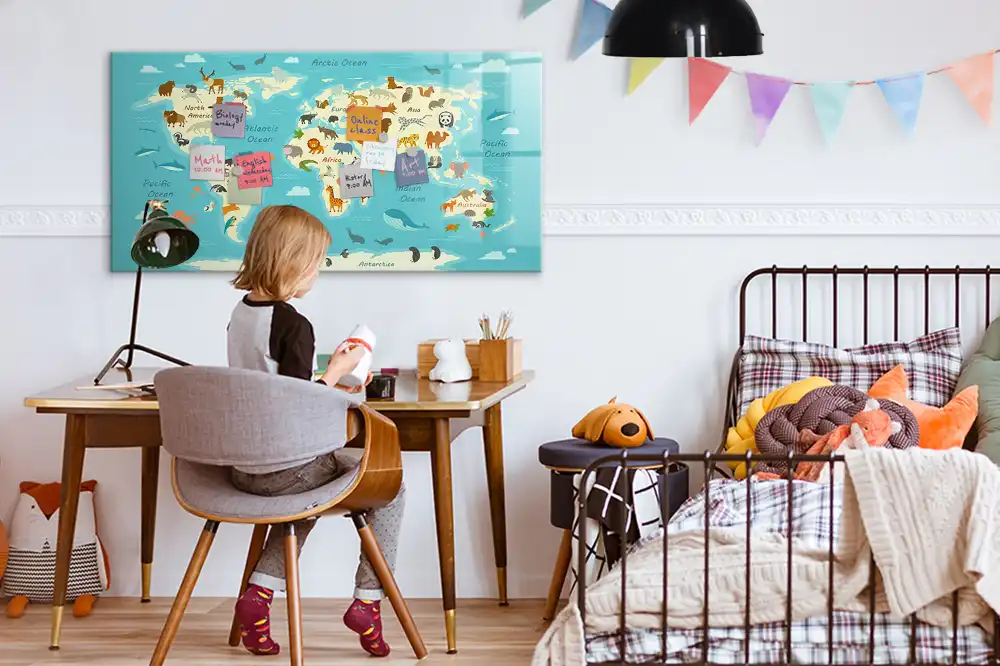 Tableau blanc magnétique effaçable à sec illustré avec la carte du monde des animaux
