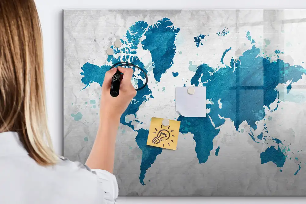 Tableau magnétique pour dessin avec motif de carte du monde