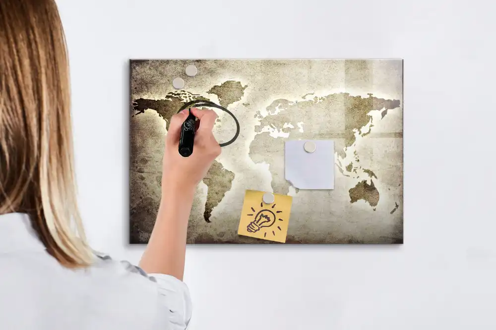 Tableau magnétique carte du monde à dessiner