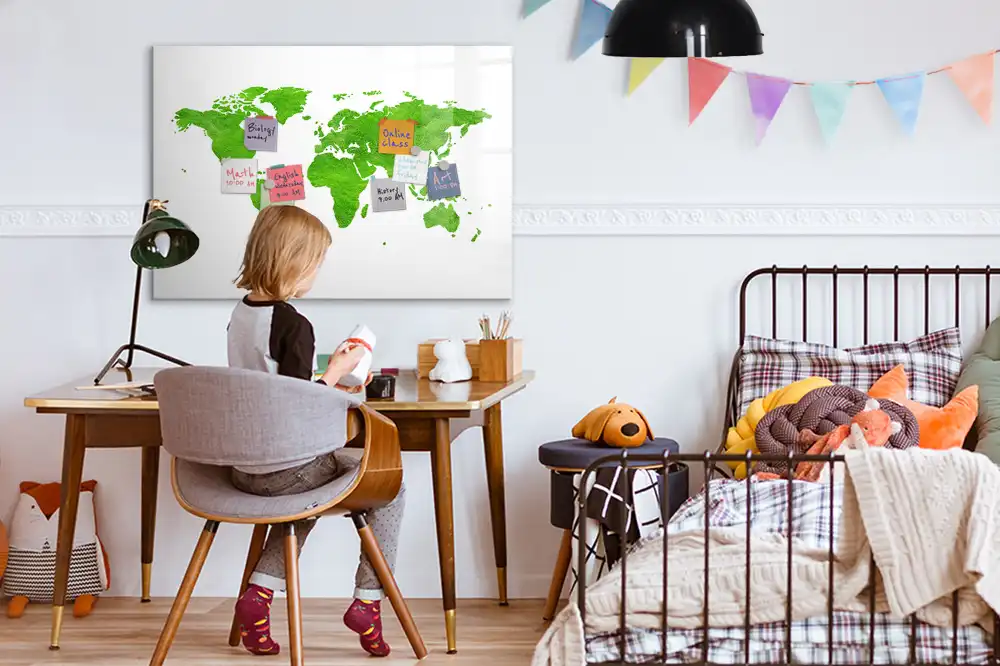 Tableau magnétique en forme de mappemonde pour enfants