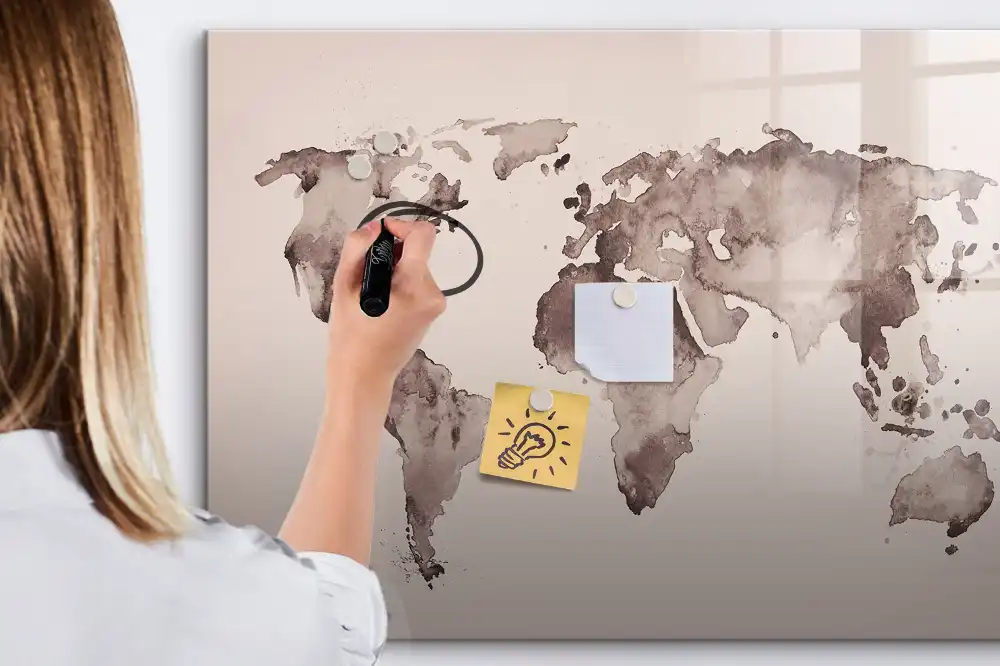Tableau blanc magnétique effaçable à sec avec motif carte du monde