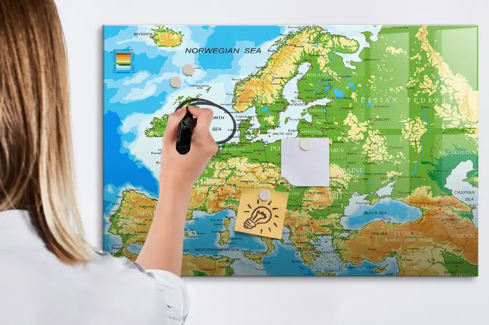 Tableau blanc magnétique effaçable à sec avec carte du monde pour l'école