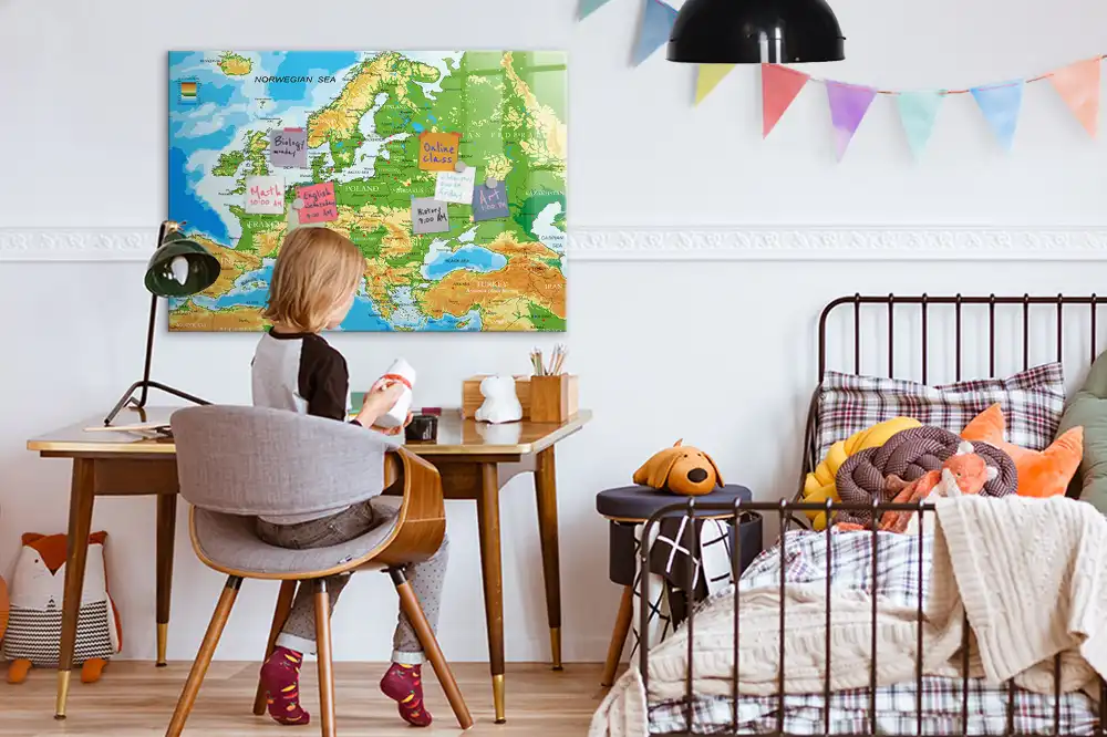 Tableau blanc magnétique effaçable à sec avec carte du monde pour l'école