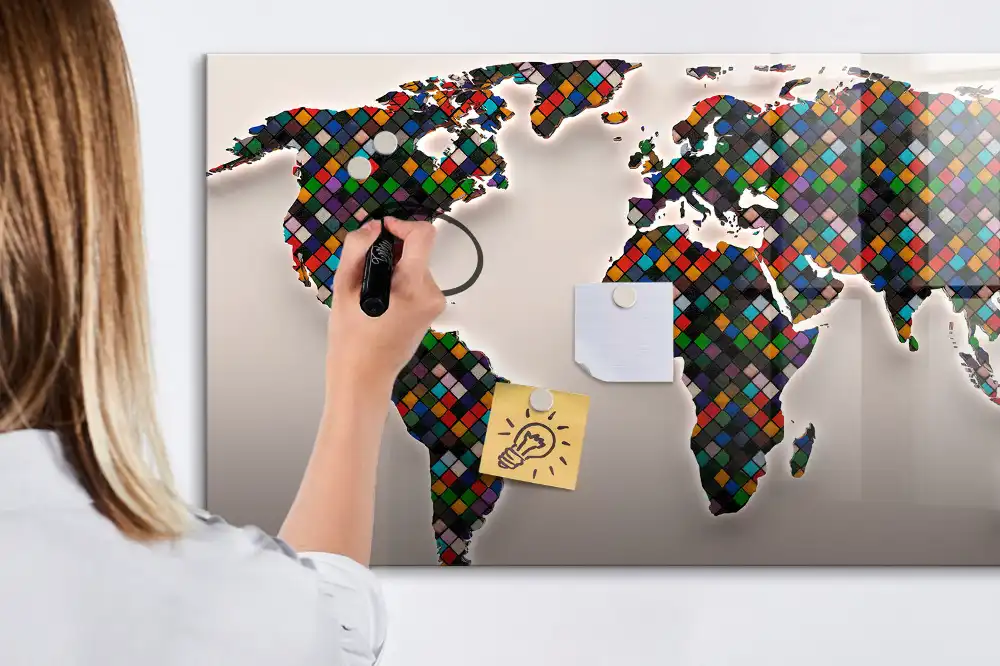 Tableau magnétique pour écriture et dessin motif globe abstrait
