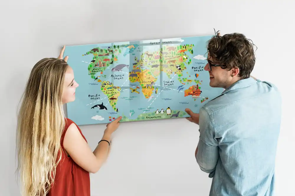 Tableau blanc magnétique effaçable à sec avec carte du monde des animaux