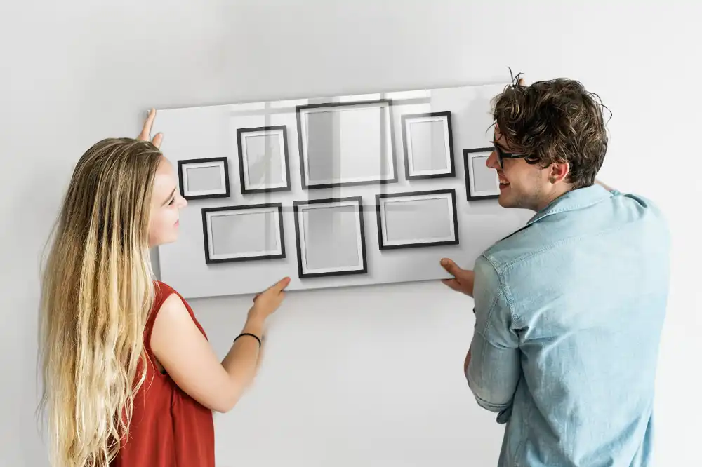 Tableau magnétique avec cadre noir