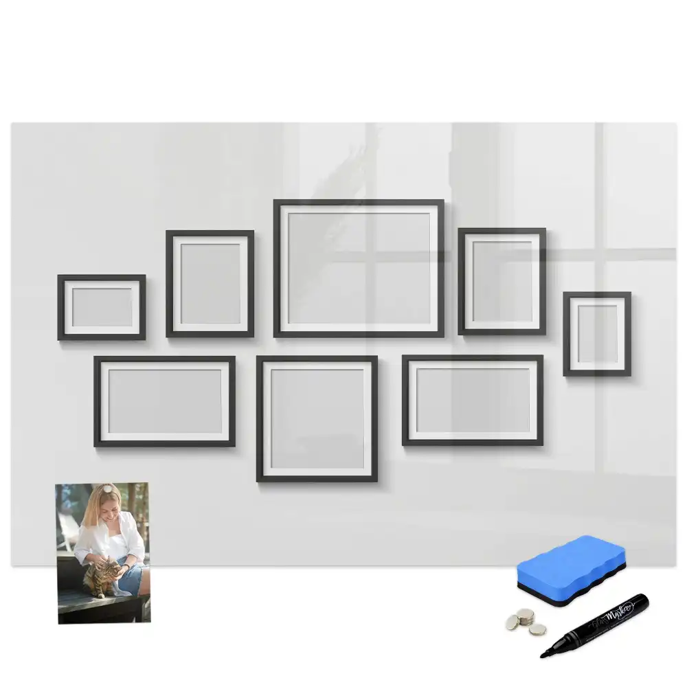 Tableau magnétique avec cadre noir