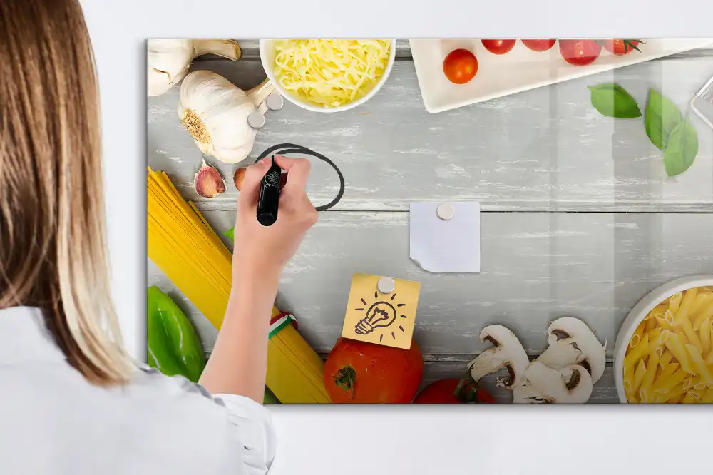Tableau magnétique à dessiner sur le thème des ingrédients culinaires
