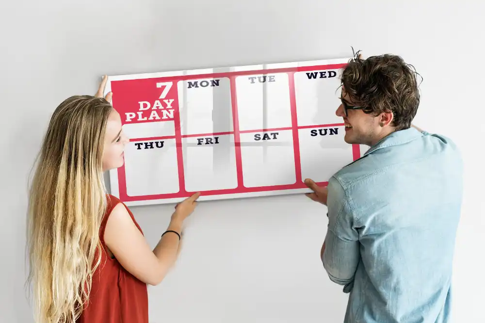 Tableau blanc magnétique effaçable à sec avec planning des tâches hebdomadaires