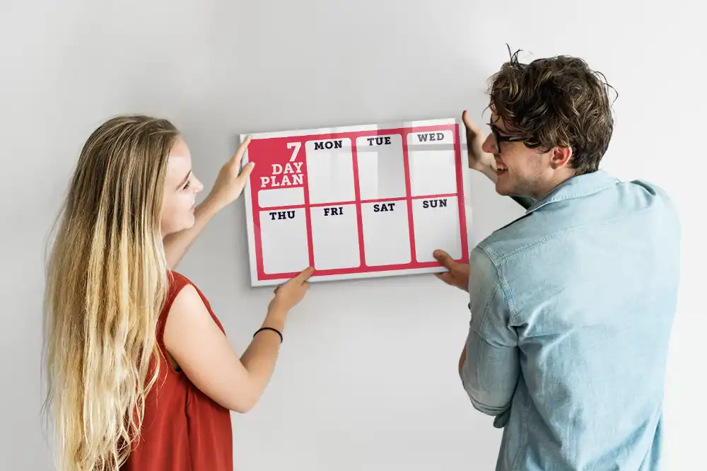 Tableau blanc magnétique effaçable à sec avec planning des tâches hebdomadaires