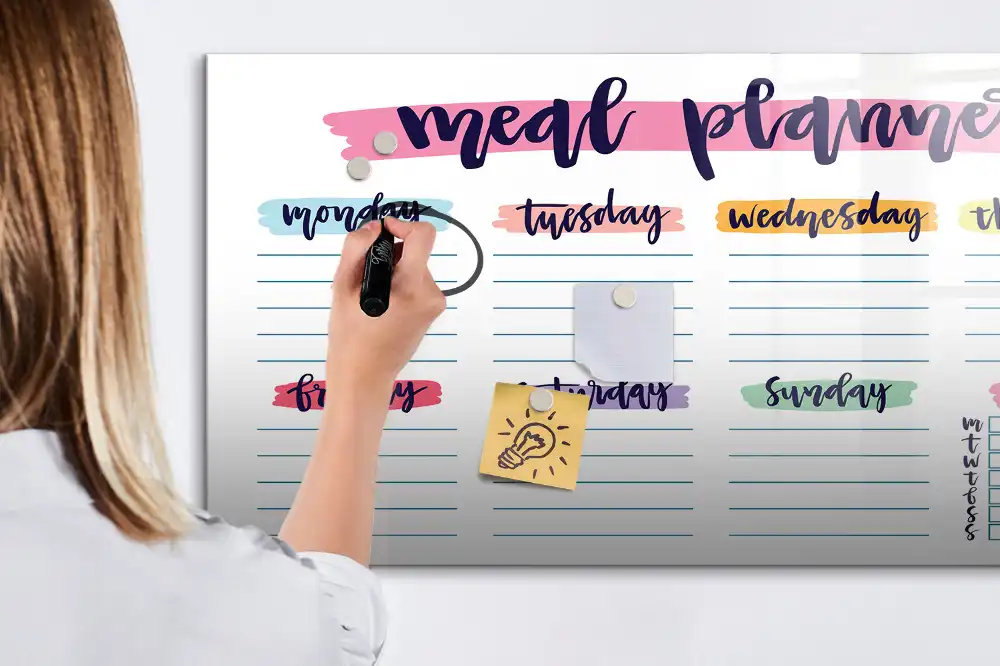 Tableau magnétique hebdomadaire pour menu de cuisine