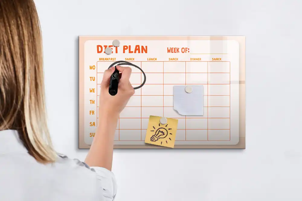 Tableau blanc magnétique effaçable à sec pour planning de repas hebdomadaire