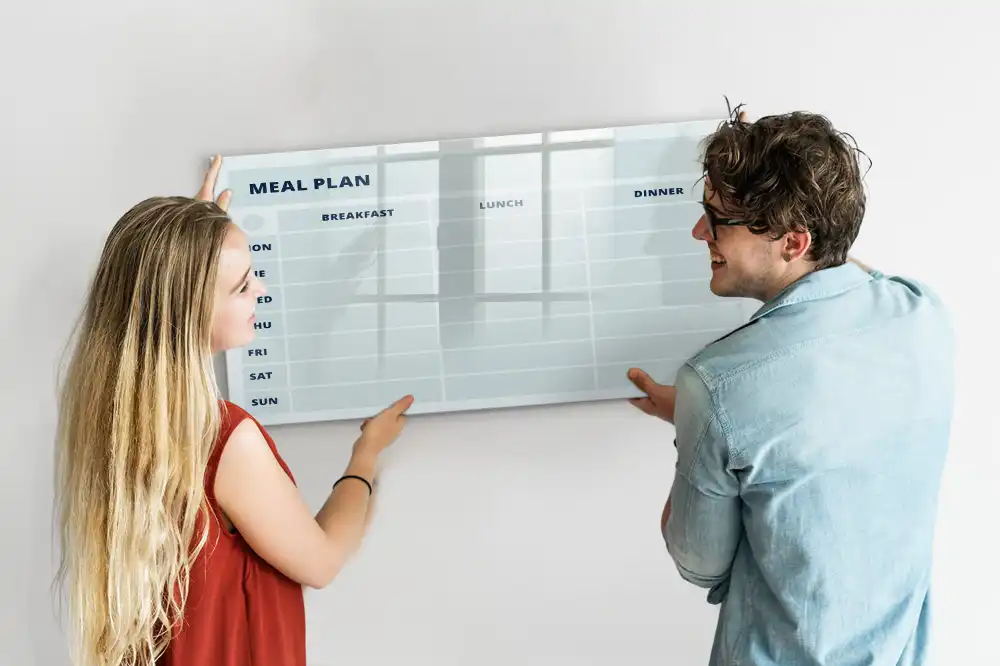 Tableau blanc magnétique effaçable à sec avec graphismes de menu pastel