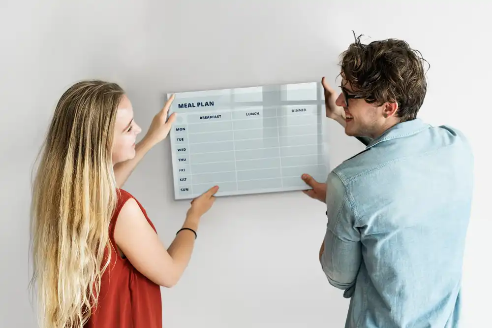 Tableau blanc magnétique effaçable à sec avec graphismes de menu pastel