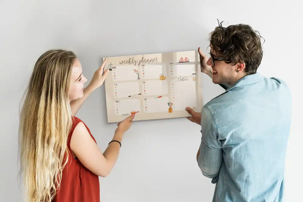 Tableau magnétique hebdomadaire pour organisation et dessin