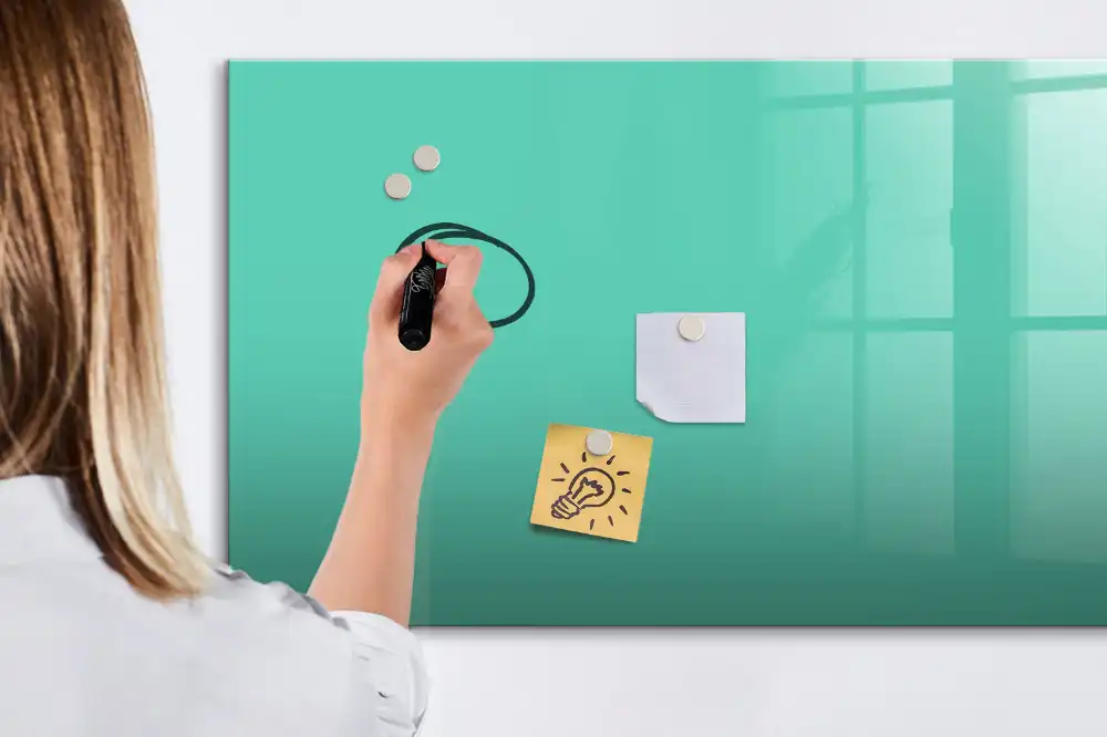 Tableau magnétique turquoise pour écriture