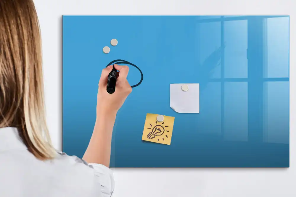 Tableau à dessiner magnétique bleu