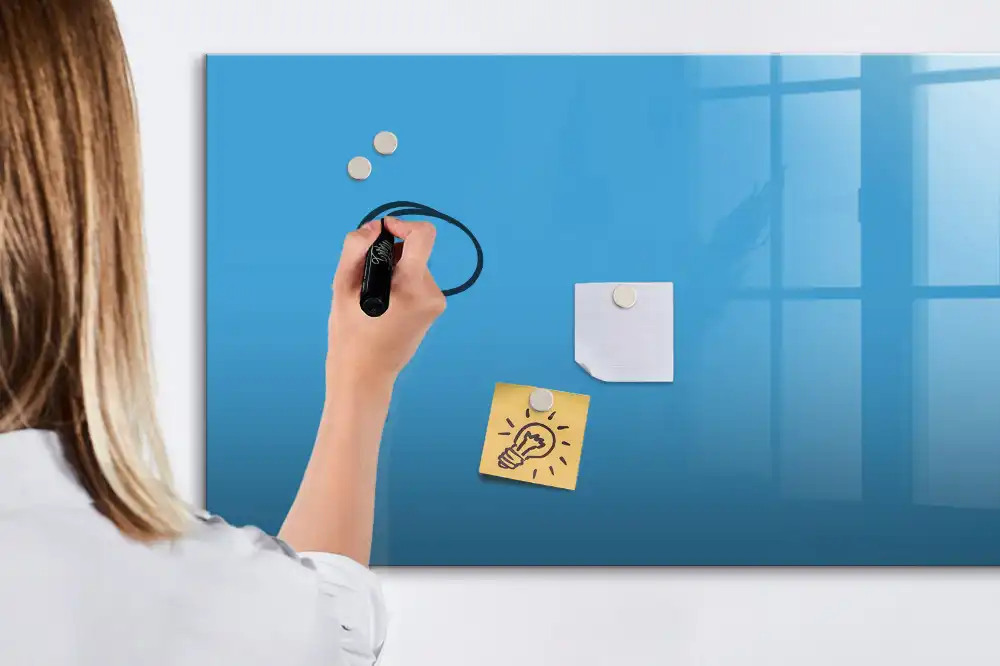 Tableau à dessiner magnétique bleu