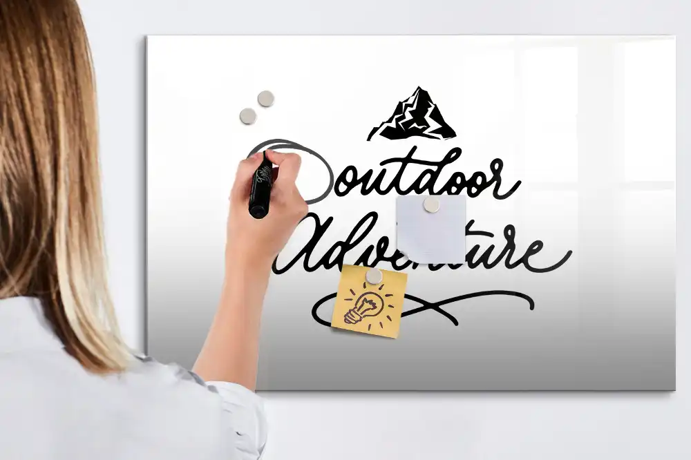 Tableau magnétique d'écriture motif randonnée en forêt